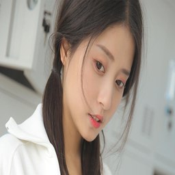 农民工猛吸女大学奶头事件解析：社会冲突与心理健康的探讨
